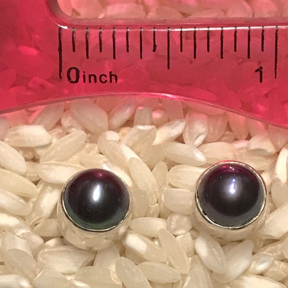 Fresh water pearl & sterling silver stud earrings - Picture 2 of 7